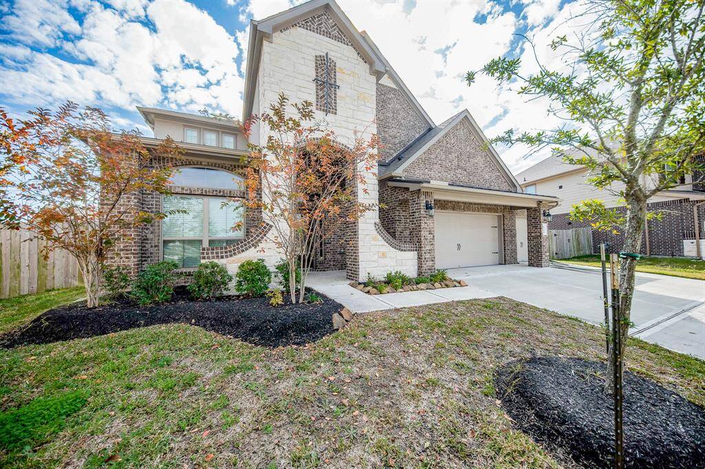 Welcome to 6301 Superior Dr!