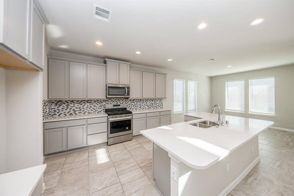 This kitchen is the perfect size to host for the Holidays.