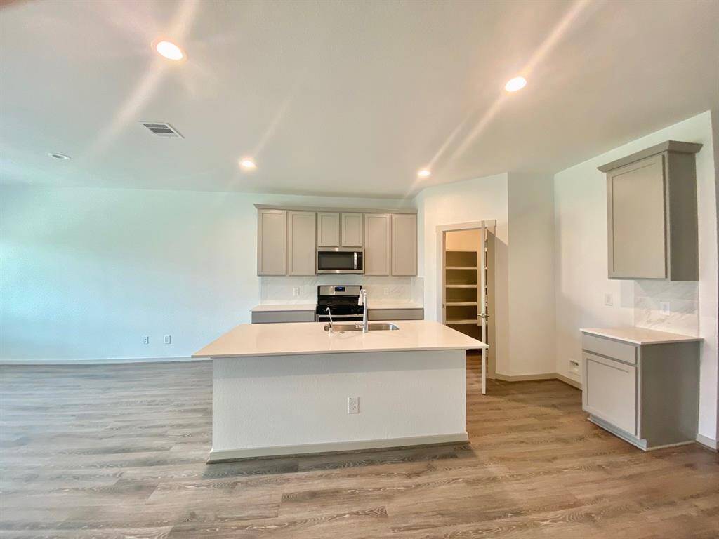 Island Kitchen
