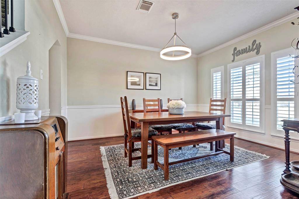 Dining room seamlessly connected to the kitchen, perfect for effortless entertaining.