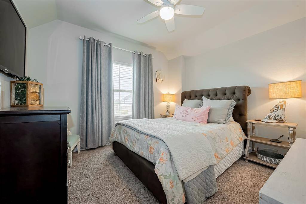Upstairs bedroom