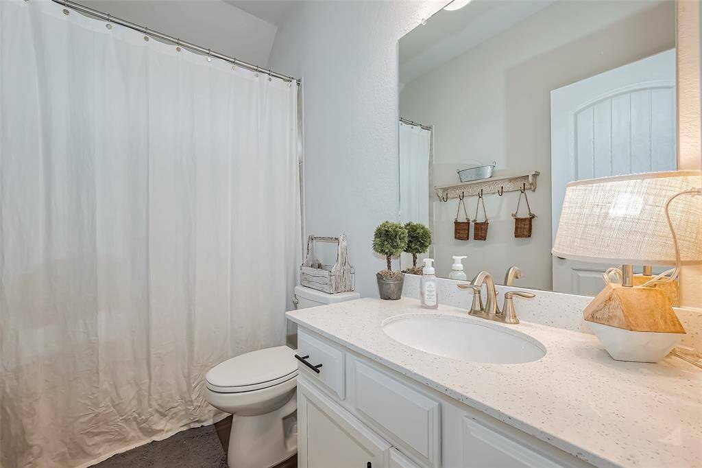 Upstairs bathroom