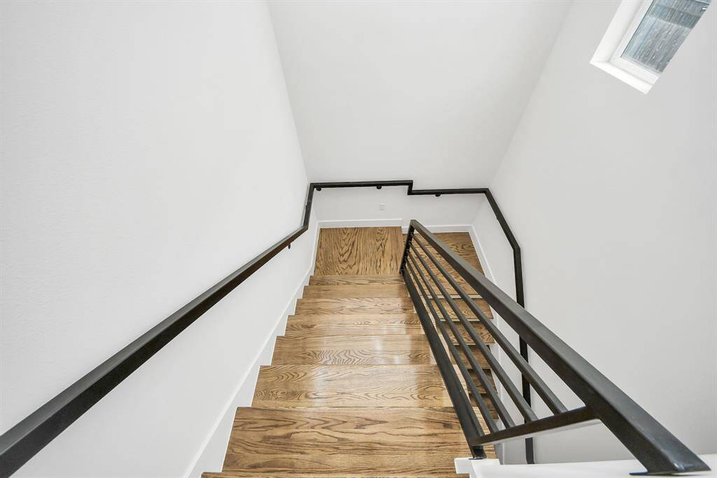 Stairs - similar floor plan to 8821 Edgar Street