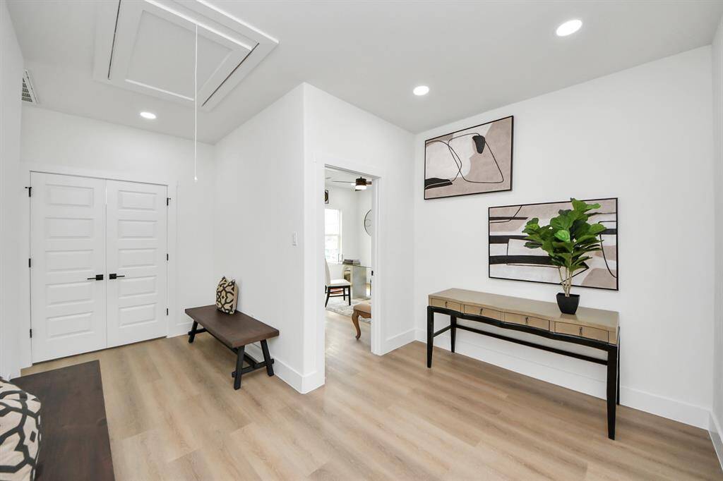 Second floor - similar floor plan to 8821 Edgar Street
