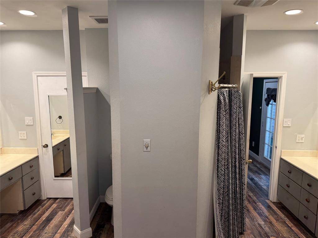 Master bath has double sinks, separate tub & shower.