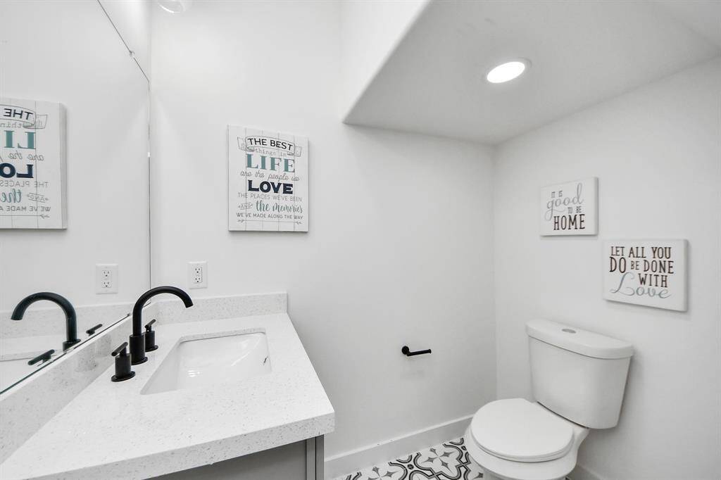 Half bathroom on the first floor