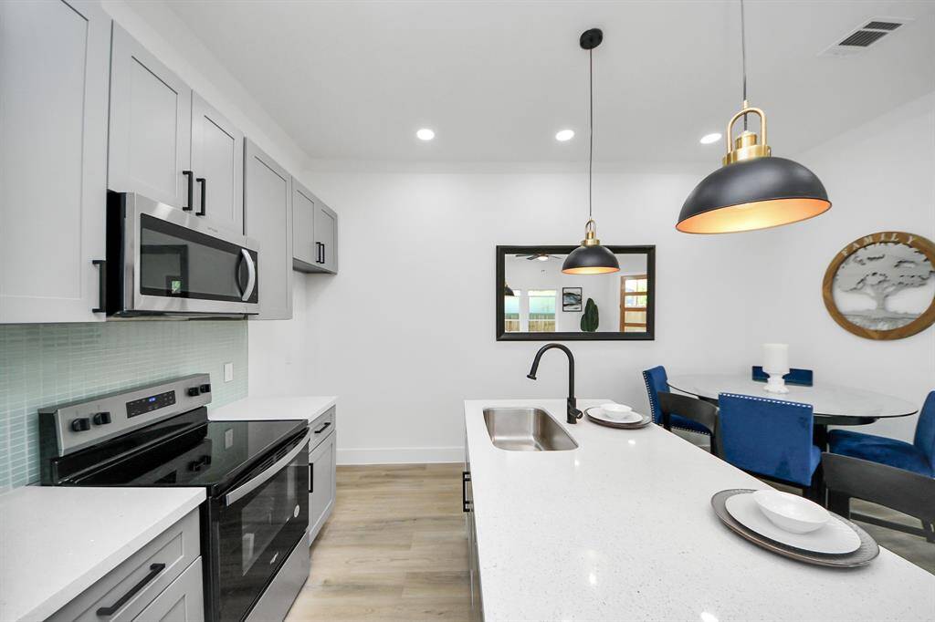 Gas cooktop