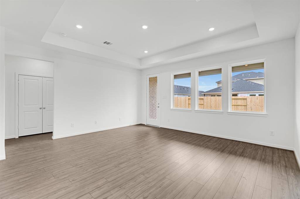 9730 Rialto Heights ~ Ready Now