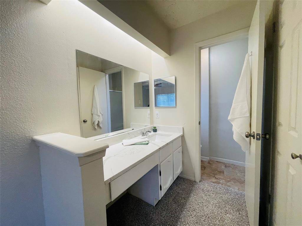 Master Vanity