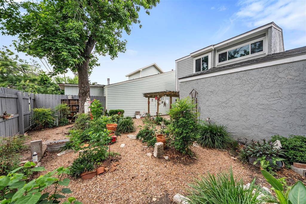 Beautifully landscaped backyard