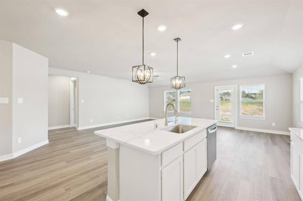 Photo is not of the actual home but is an inspirational photo of builder’s model home and may depict options, furnishings, and/or decorator features that are not included.
