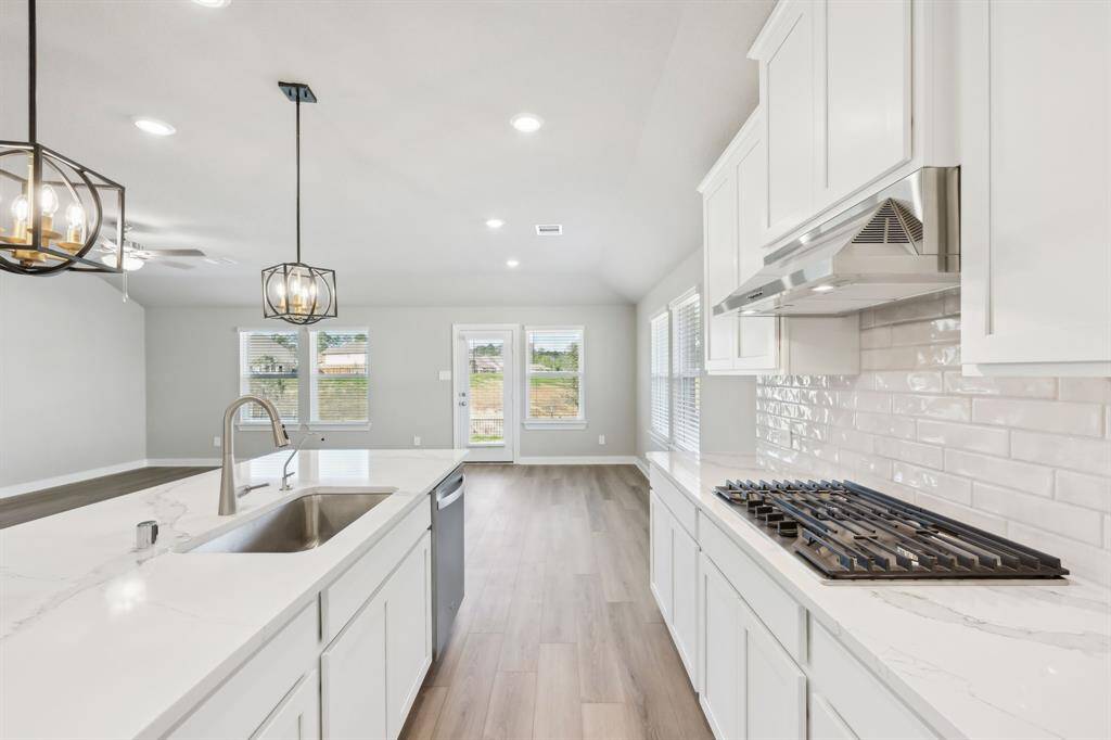Photo is not of the actual home but is an inspirational photo of builder’s model home and may depict options, furnishings, and/or decorator features that are not included.