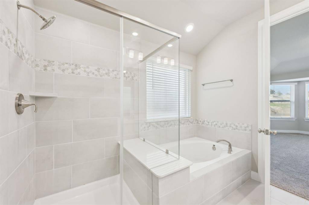 Photo is not of the actual home but is an inspirational photo of builder’s model home and may depict options, furnishings, and/or decorator features that are not included.