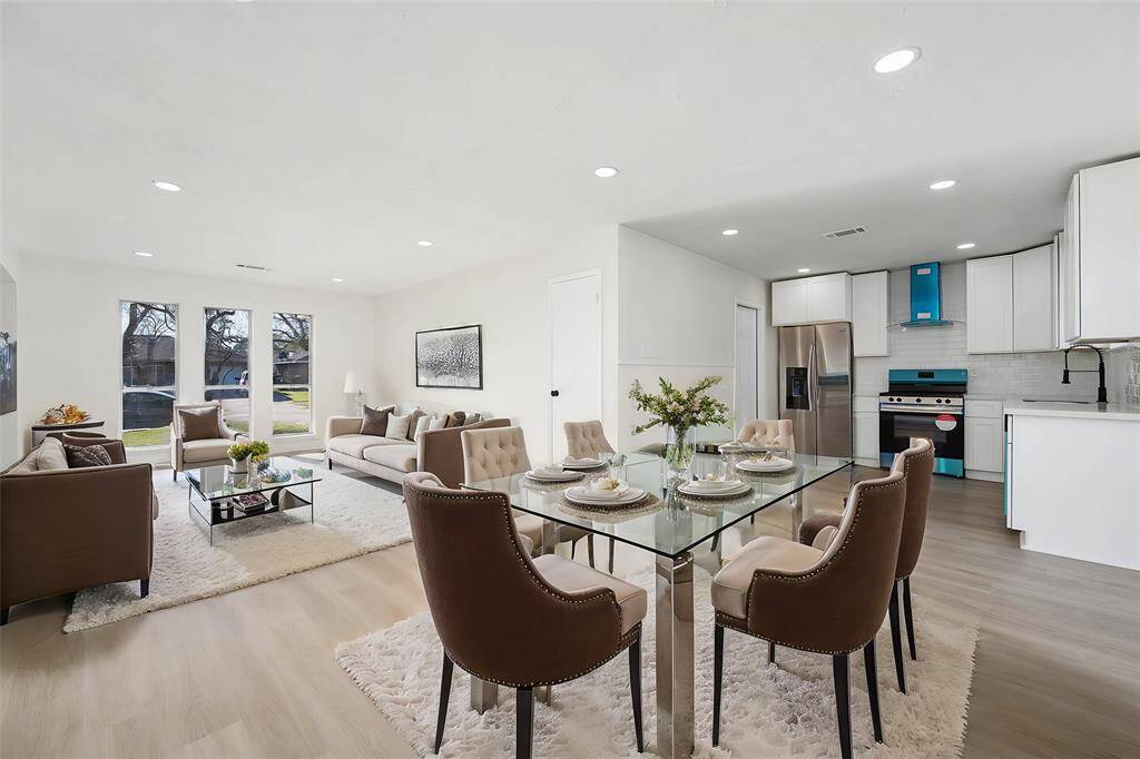 Virtually staged dining area.