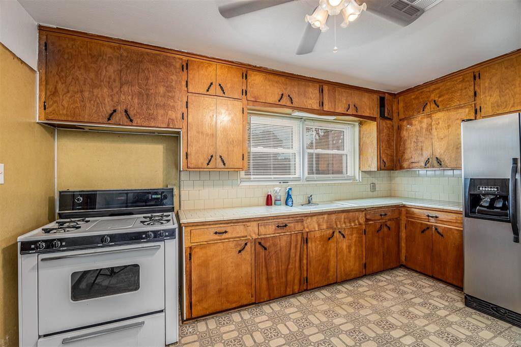 Retro vinyl flooring brings to mind memories of Grandma's kitchen