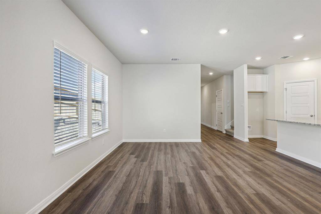 Photo is not of the actual home but is an inspirational photo of builder’s model home and may depict options, furnishings, and/or decorator features that are not included.