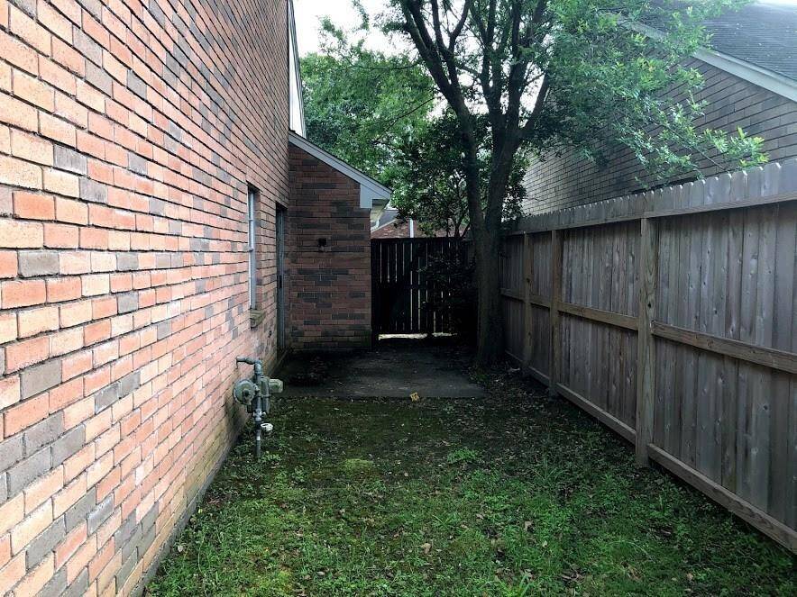 SIDE OF THE HOUSE