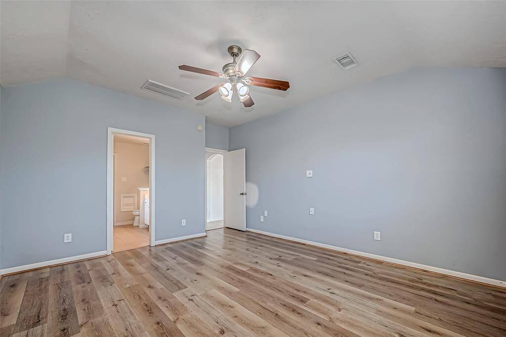 Primary Bedroom c