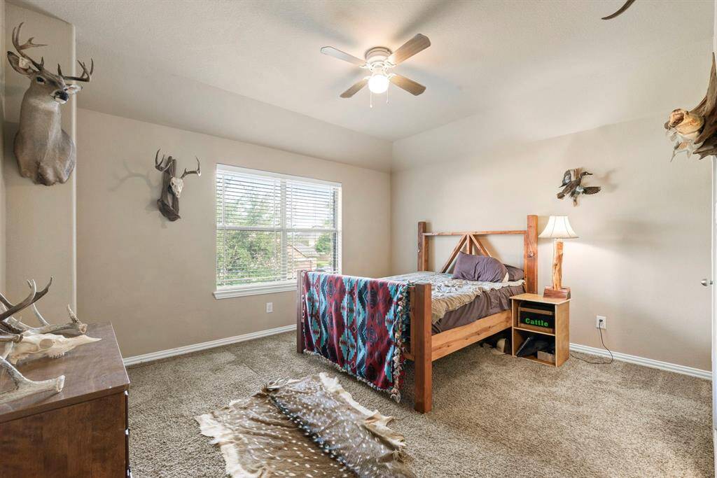Another bedroom upstairs!