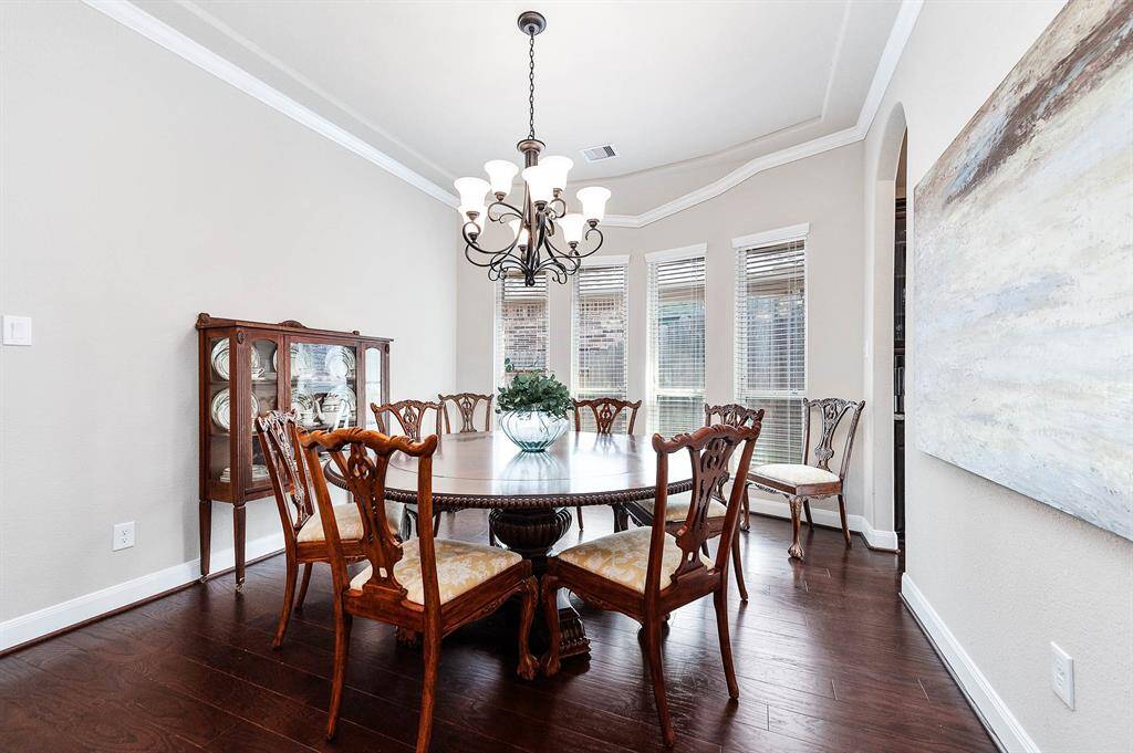 Large enough space for the formal dining table as well as accent decor furniture or additional seating.