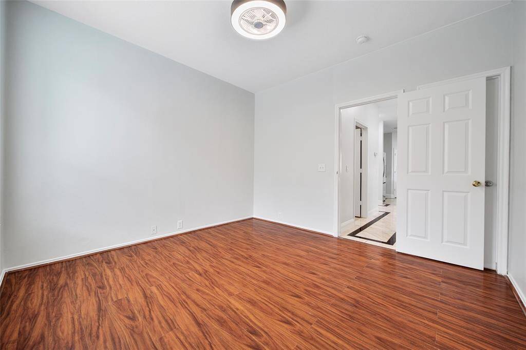 Second downstairs bedroom!