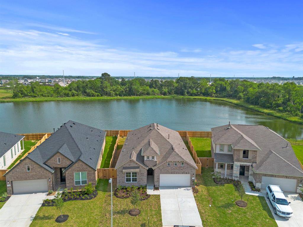 An additional aerial view of your home.