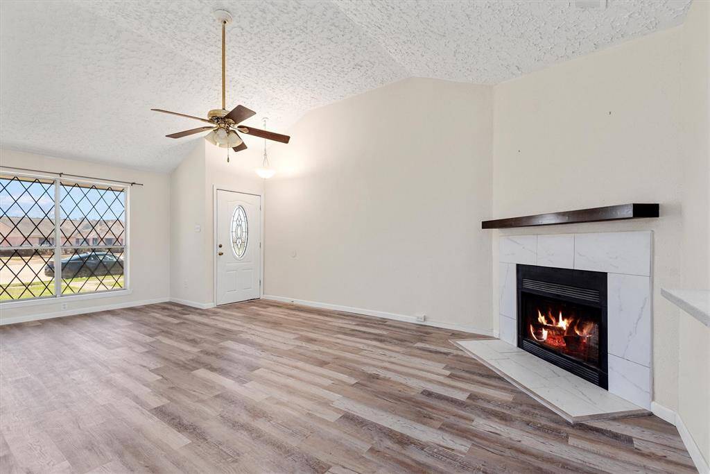 Another view of living area.