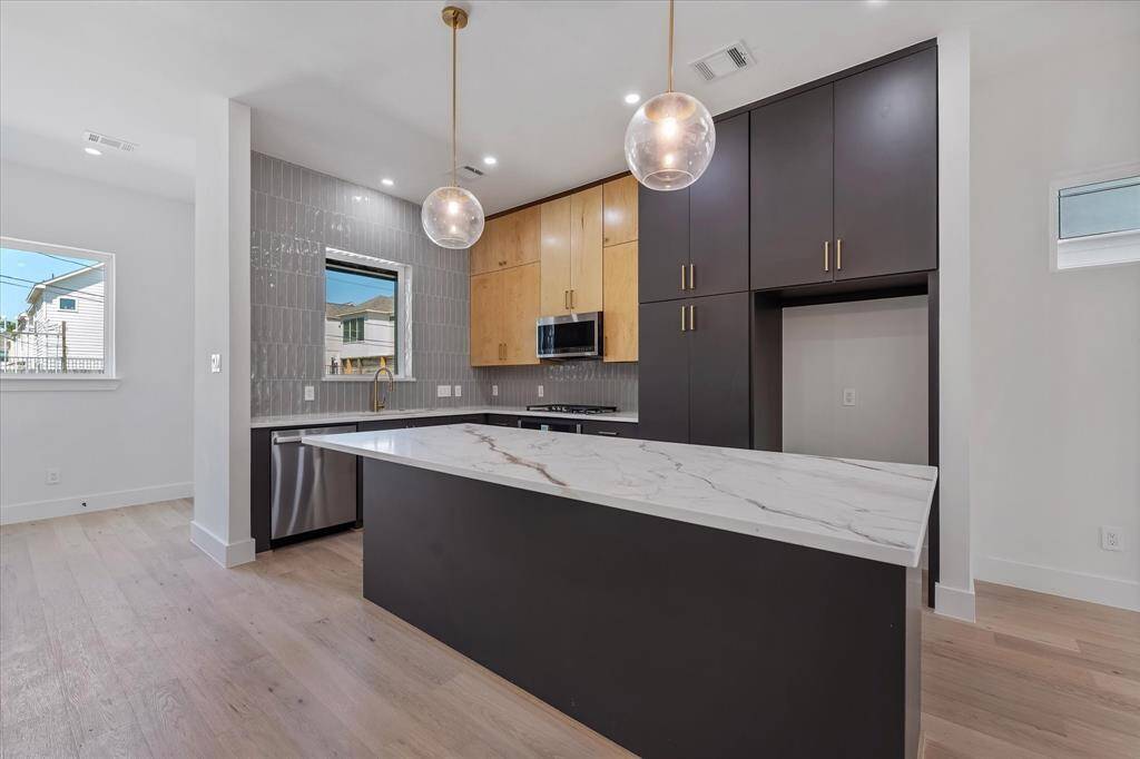 Kitchen: Custom built cabinetry