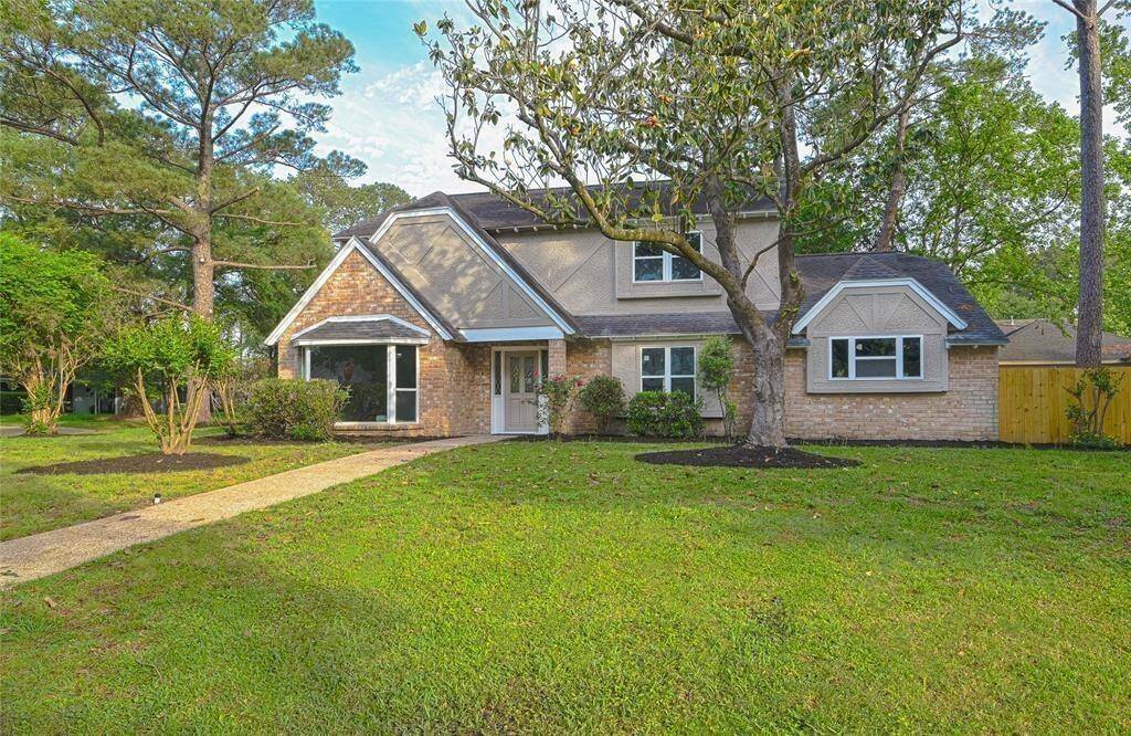 Welcome to 3918 Stillview Drive!