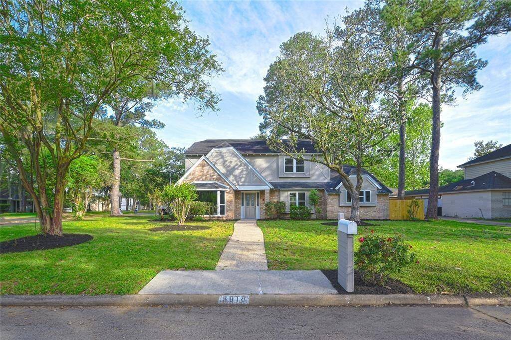 Nestled on a serene lot,this charming home offers a tranquilretreat from the hustle and bustle.