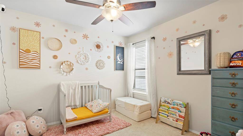 2nd spacious secondary bedroom.