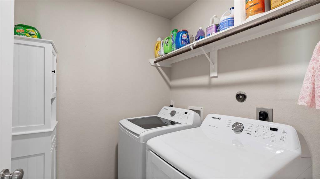 Plenty of space in this large utility room.