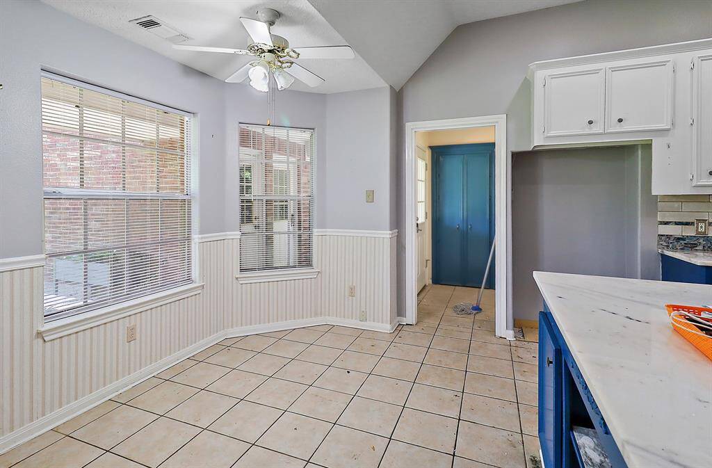 Breakfast area off of kitchen