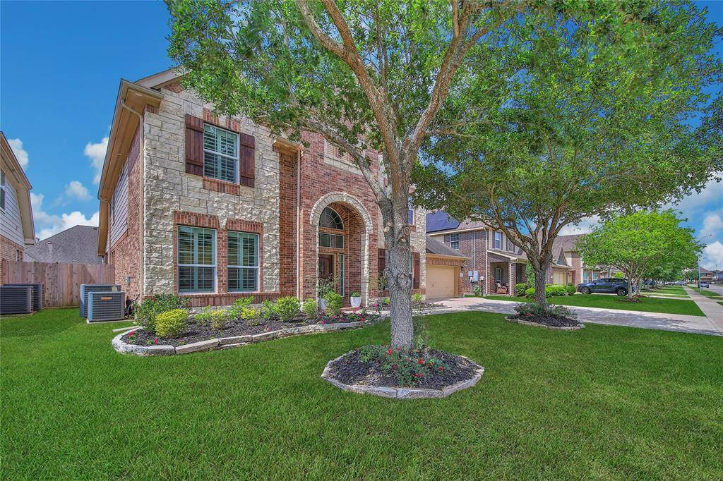 Make 1113 Sydney Lane your new home today!