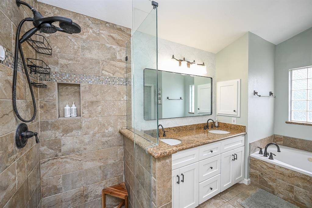 Roomy soaking tub