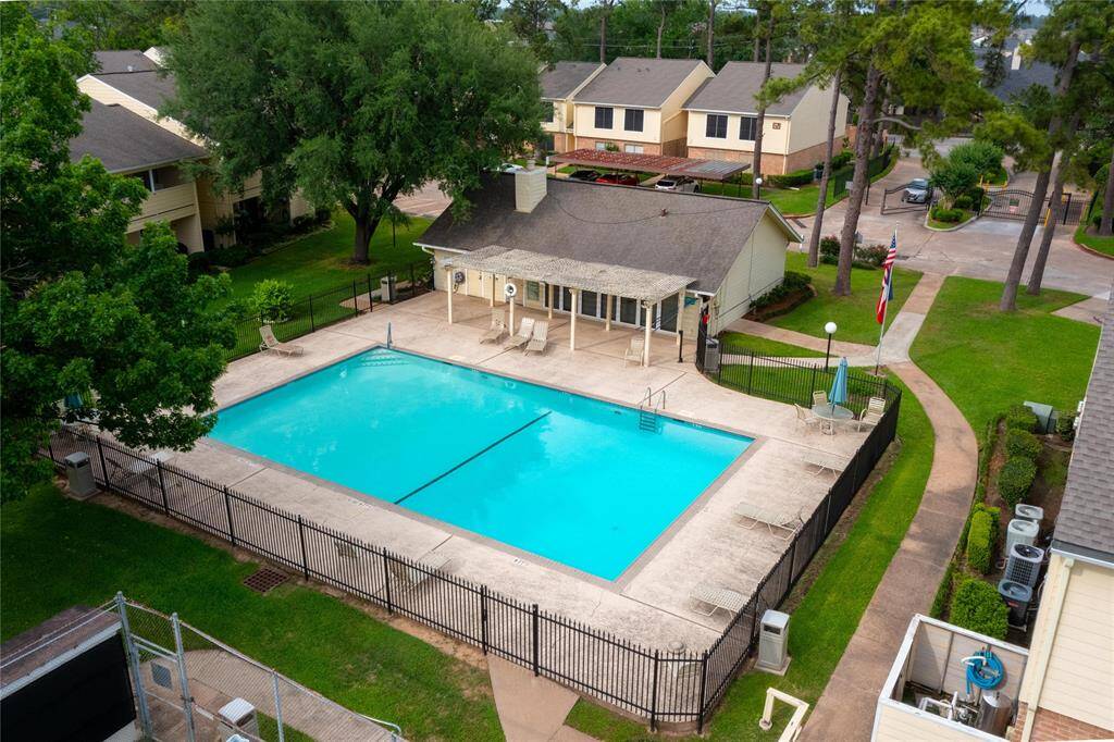 Community Pool to enjoy during summer or with lap exercises.