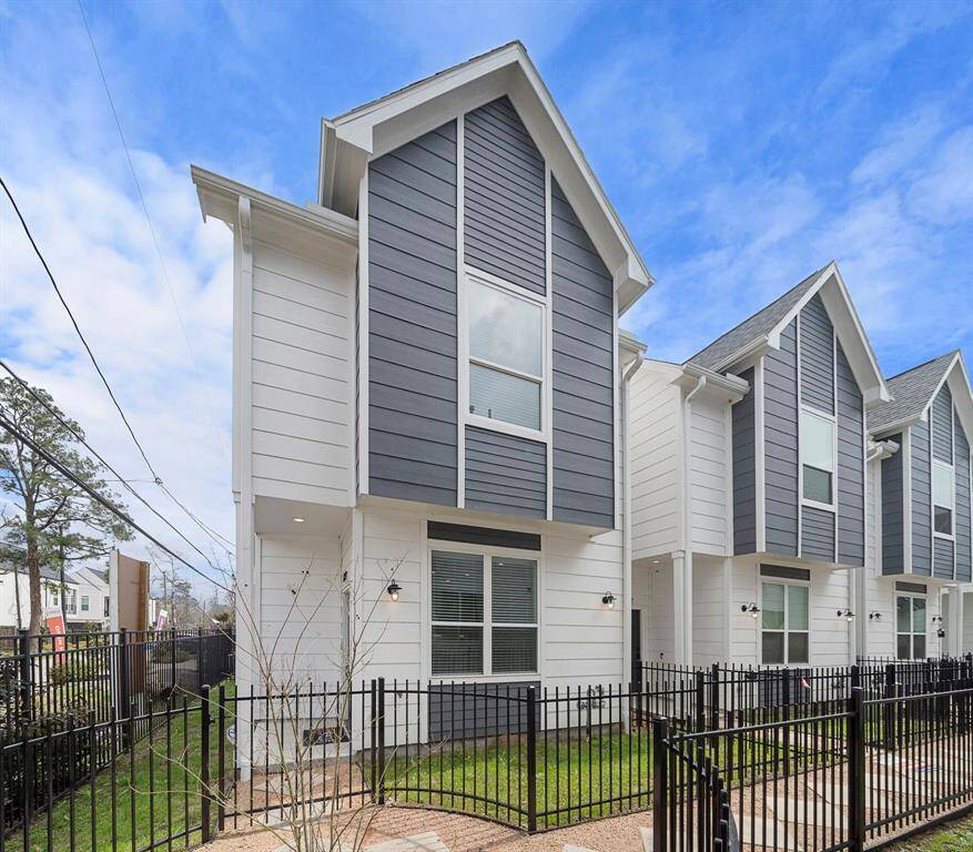 Photos are representative of another completed unit in the same community.