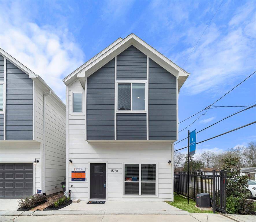 Photos are representative of another completed unit in the same community.