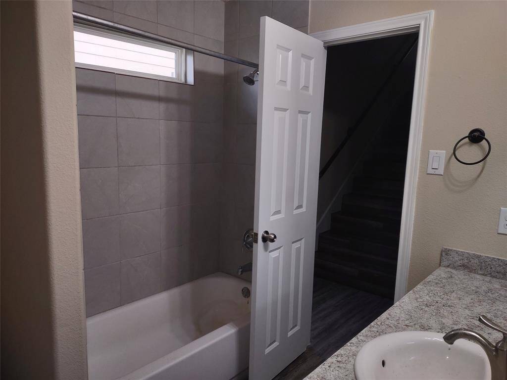 Primary Bathroom with hallway access