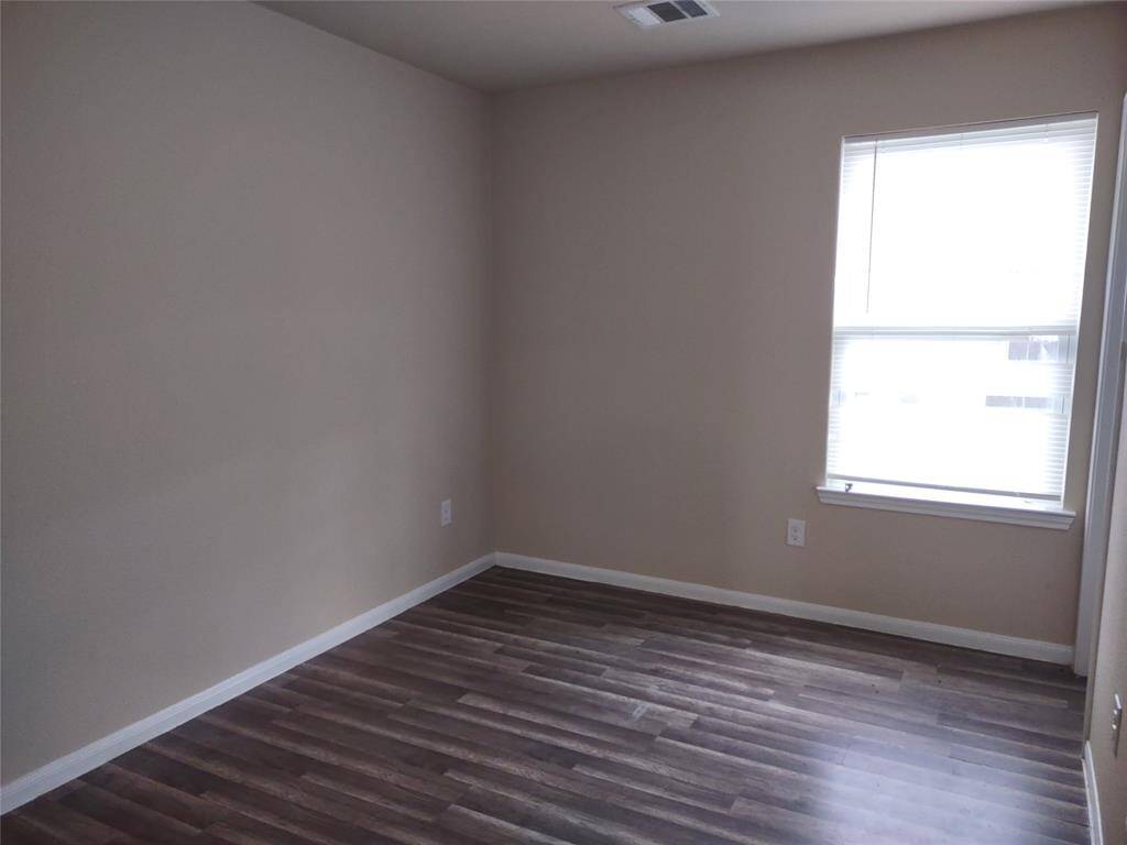 Secondary lower level bedroom