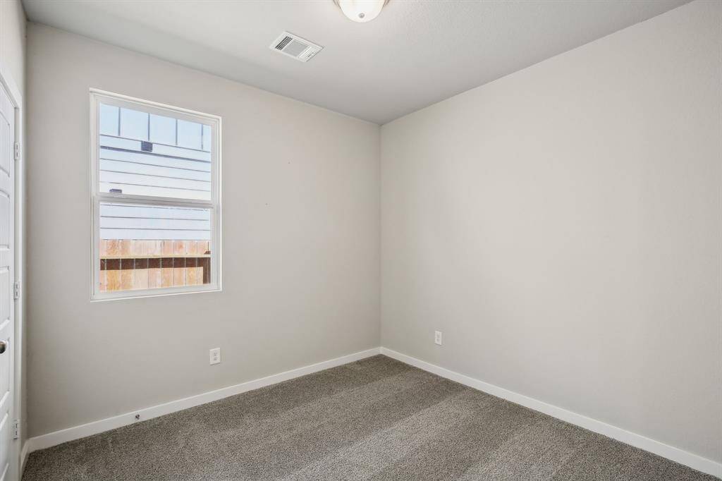 Photo is not of the actual home but is an inspirational photo of builder’s model home and may depict options, furnishings, and/or decorator features that are not included.