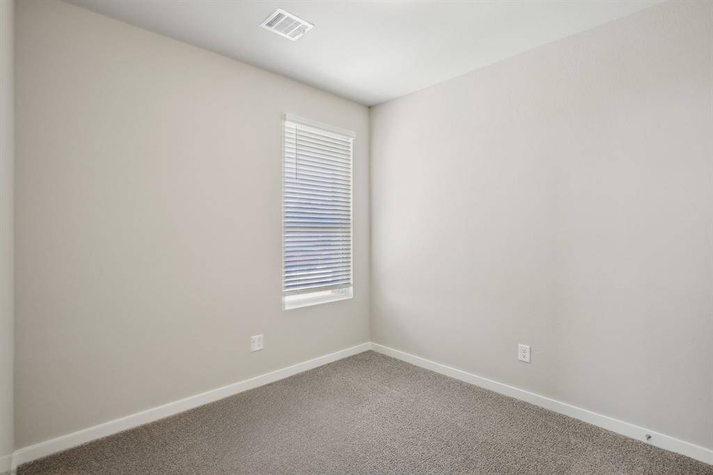 Photo is not of the actual home but is an inspirational photo of builder’s model home and may depict options, furnishings, and/or decorator features that are not included.