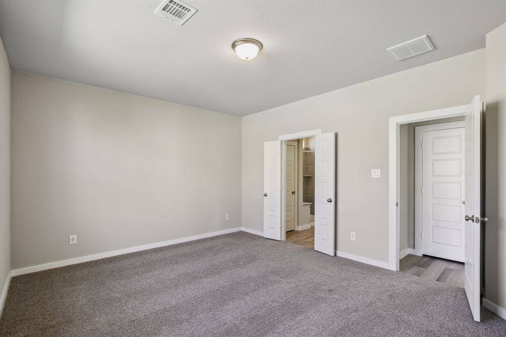 Photo is not of the actual home but is an inspirational photo of builder’s model home and may depict options, furnishings, and/or decorator features that are not included.
