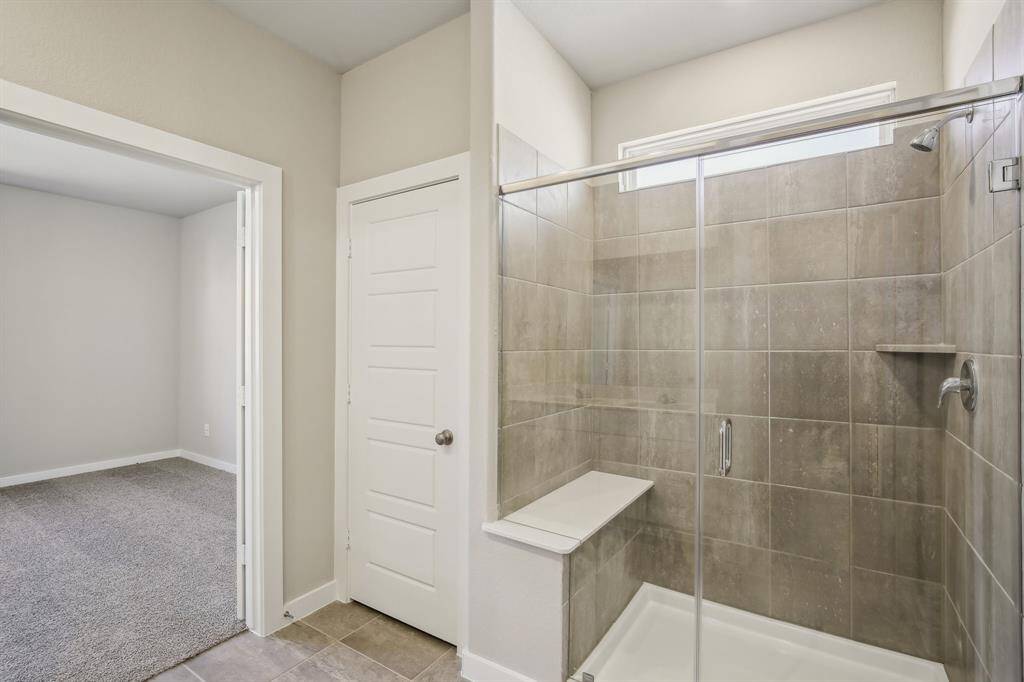 Photo is not of the actual home but is an inspirational photo of builder’s model home and may depict options, furnishings, and/or decorator features that are not included.