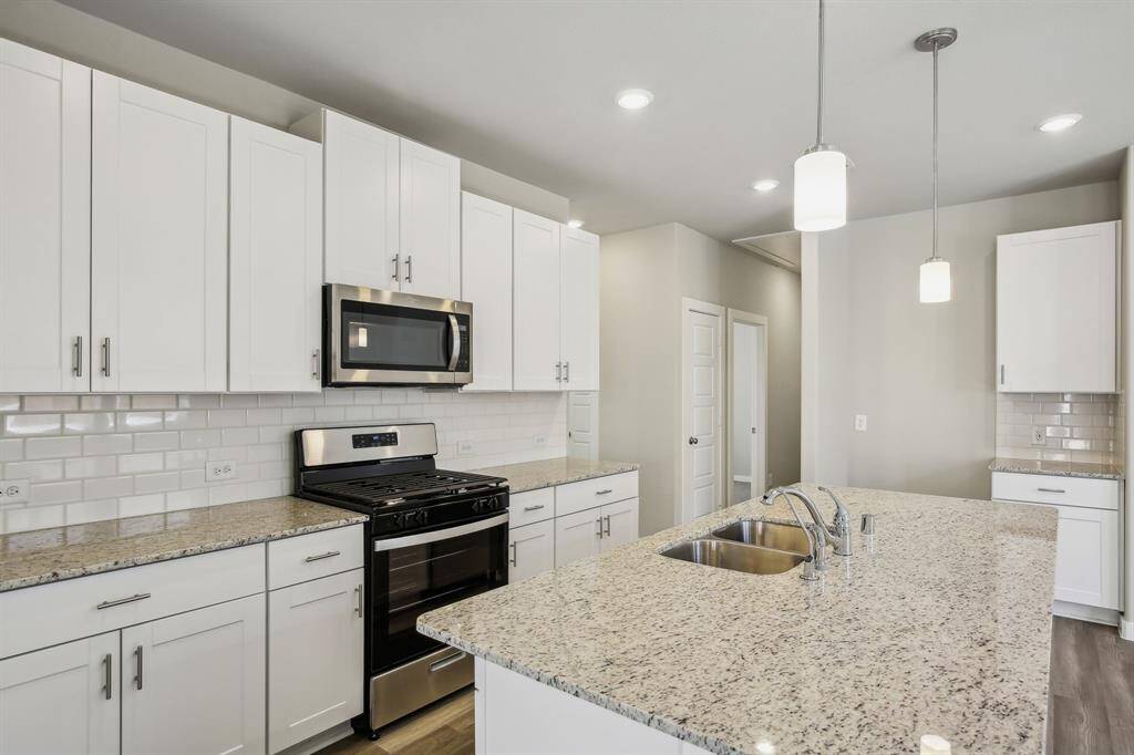 Photo is not of the actual home but is an inspirational photo of builder’s model home and may depict options, furnishings, and/or decorator features that are not included.