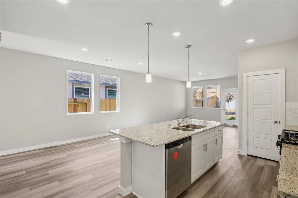 Photo is not of the actual home but is an inspirational photo of builder’s model home and may depict options, furnishings, and/or decorator features that are not included.