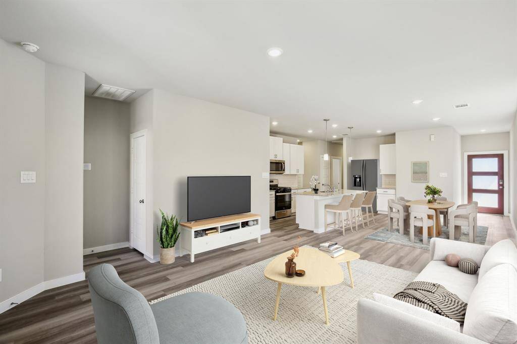 Photo is not of the actual home but is an inspirational photo of builder’s model home and may depict options, furnishings, and/or decorator features that are not included.