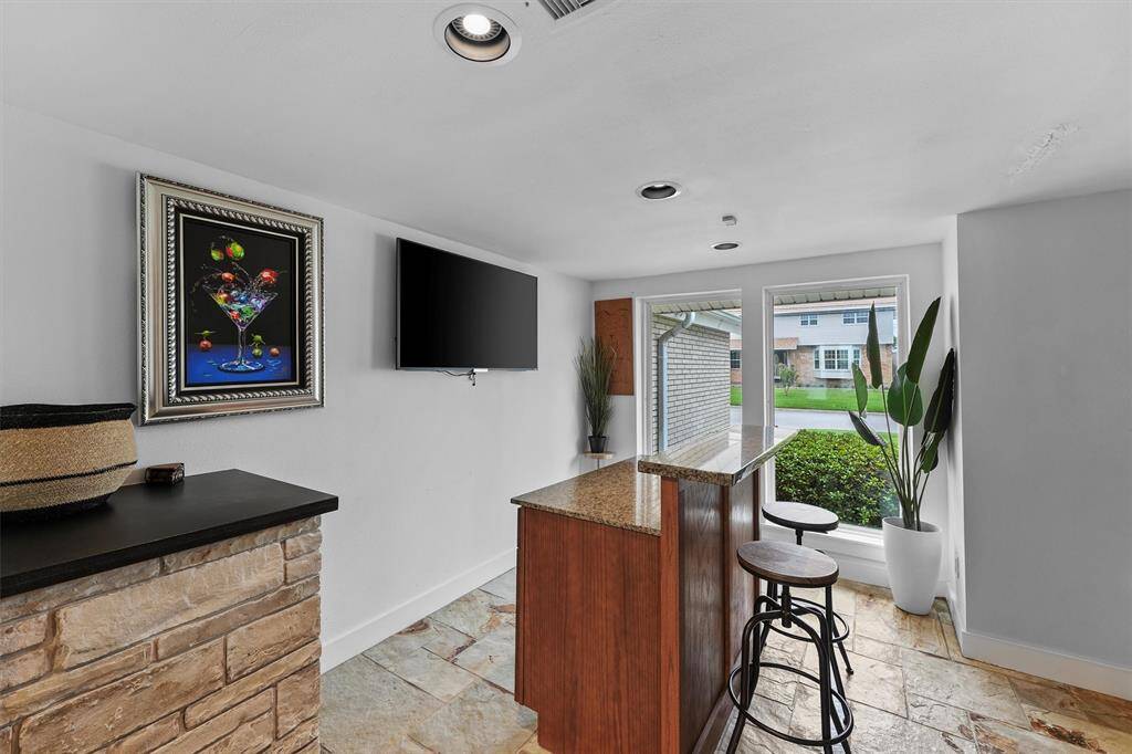 Perfect space to relax and watch the game!