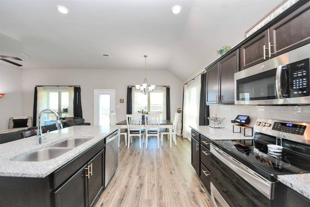 Look at those beautiful floors.
