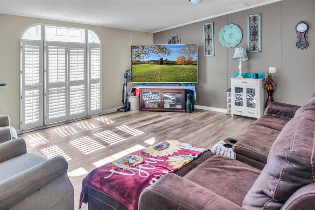 spacious living room